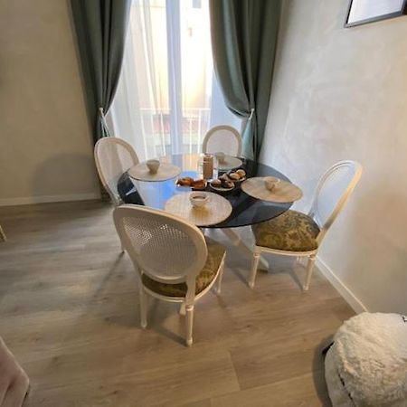 Venustasnapoli Villa Luaran gambar
