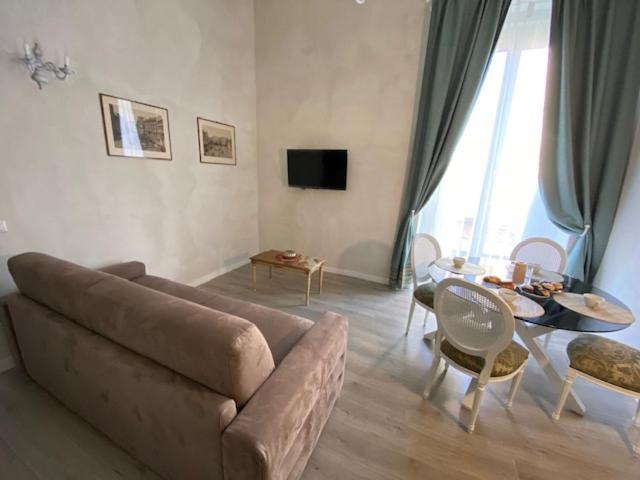 Venustasnapoli Villa Luaran gambar